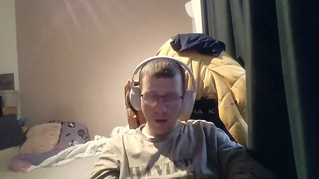 Snapshot of David250692 chatting on 13, 2, 2026 David250692 online show from 13, 2, 2026