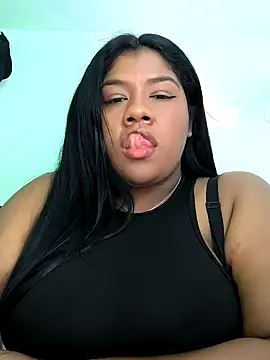 Snapshot of paola091 chatting on 28, 4, 2026 paola091 online show from 28, 4, 2026