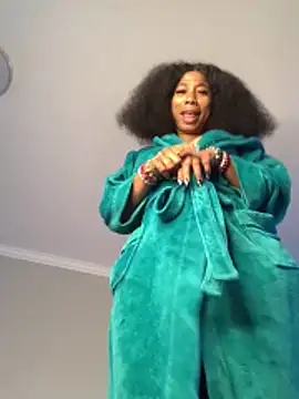 CurvyDesire1 online show from 16, 4, 2026