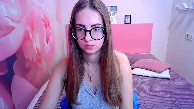 AliceAdams online show from 9, 1, 2025