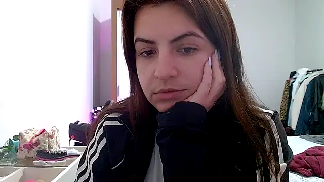 Snapshot of chelbyy chatting on 9, 11, 2025 chelbyy online show from 9, 11, 2025