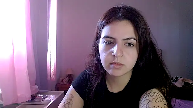 Snapshot of chelbyy chatting on 17, 12, 2025 chelbyy online show from 17, 12, 2025