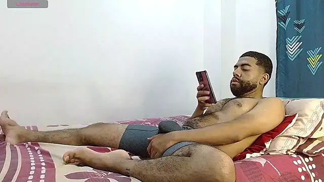 Snapshot of Aroon_Stonne chatting on 12, 3, 2025 Aroon Stonne online show from 12, 3, 2025