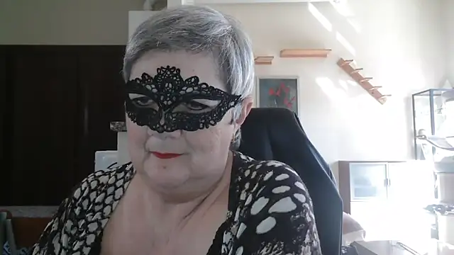 Snapshot of simona60 chatting on 6, 4, 2026 simona60 online show from 6, 4, 2026