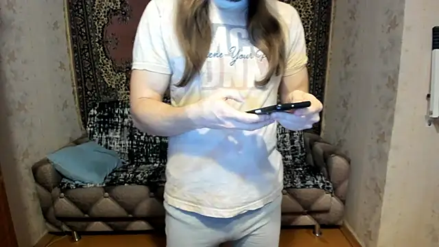 Marrymepls online show from 4, 3, 2025