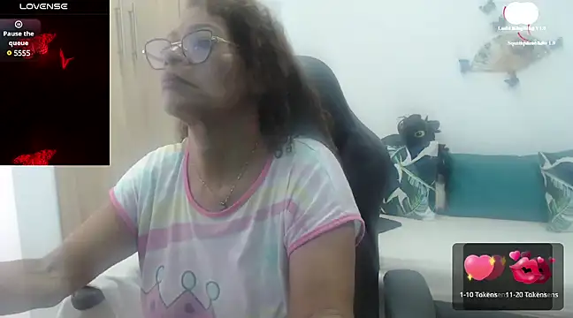 BustyMilf  online show from 8, 2, 2025