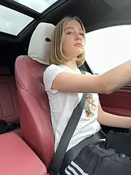 Snapshot of BabyEllen chatting on 24, 12, 2024 BabyEllen online show from 24, 12, 2024