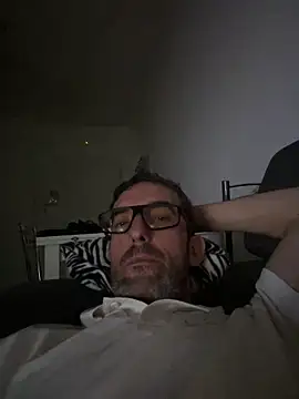 Snapshot of Bravissimo81 chatting on 14, 6, 2026 Bravissimo81 online show from 14, 6, 2026