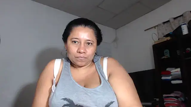 adrixxx38 online show from 16, 1, 2026