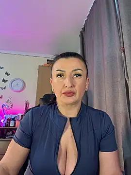 Hotangel75 online show from 25, 3, 2026