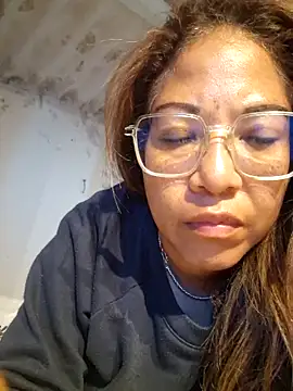 Snapshot of mila38 chatting on 13, 5, 2026 mila38 online show from 13, 5, 2026