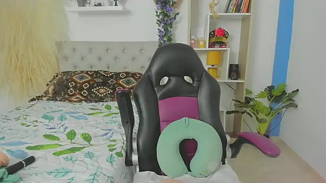 Gaby ortis online show from 15, 12, 2024