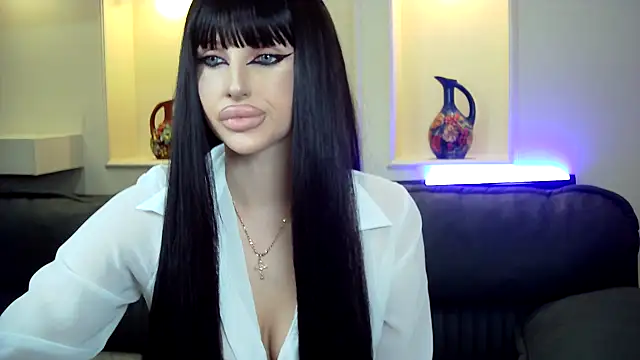 Lady Joli online show from 18, 12, 2025