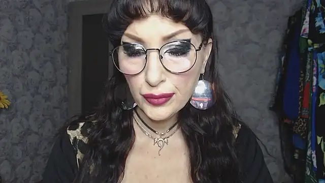 Aziza1 online show from 21, 12, 2025