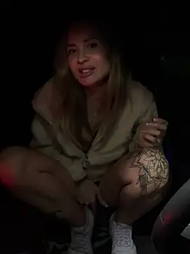 Etwas neugierig online show from 11, 3, 2025