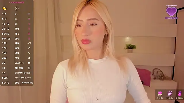 Snapshot of AshleyRoys chatting on 23, 2, 2025 AshleyRoys online show from 23, 2, 2025