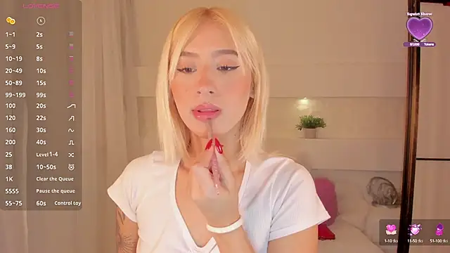 Snapshot of AshleyRoys chatting on 27, 2, 2025 AshleyRoys online show from 27, 2, 2025