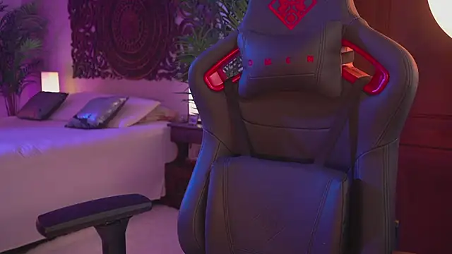 ambarEvans online show from 20, 3, 2025