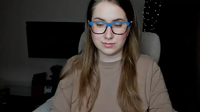 SeasonalSomeone online show from 1, 11, 2025