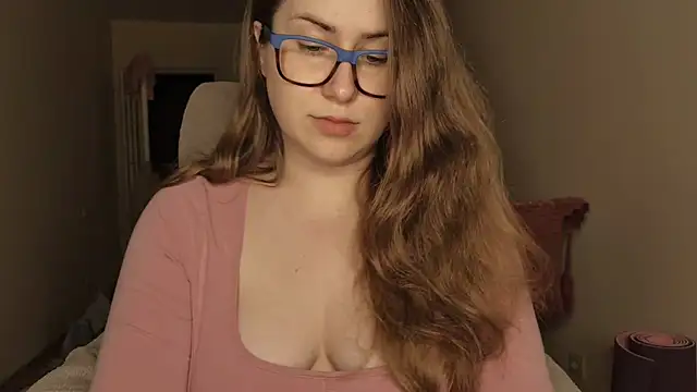 Snapshot of SeasonalSomeone chatting on 19, 7, 2026 SeasonalSomeone online show from 19, 7, 2026