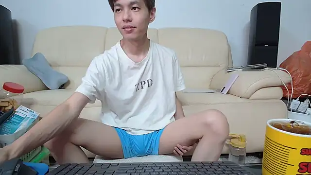 Snapshot of andrewooi chatting on 9, 5, 2026 andrewooi online show from 9, 5, 2026