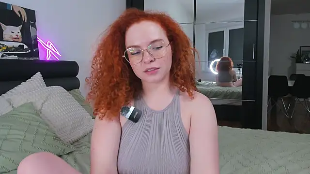 Snapshot of YammyPie chatting on 25, 2, 2025 YammyPie online show from 25, 2, 2025