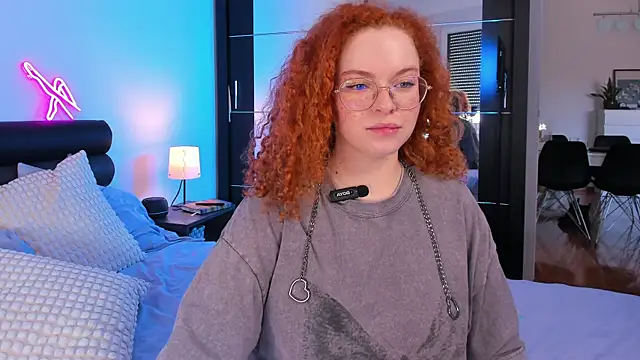 Snapshot of YammyPie chatting on 19, 3, 2025 YammyPie online show from 19, 3, 2025