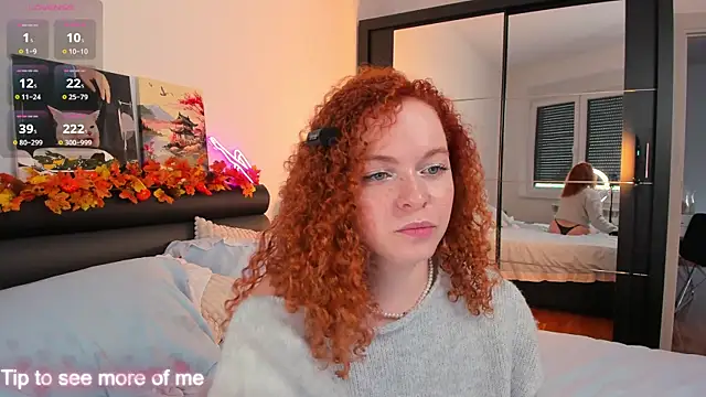 Snapshot of YammyPie chatting on 18, 10, 2025 YammyPie online show from 18, 10, 2025