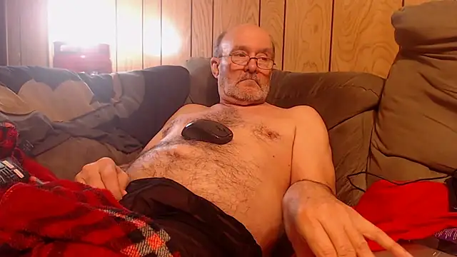 Snapshot of snickers1 chatting on 3, 6, 2026 snickers1 online show from 3, 6, 2026