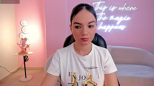 MorganHicks online show from 19, 2, 2025