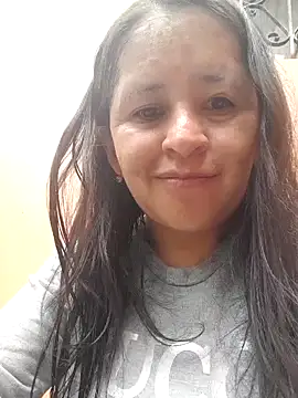 latinfemale online show from 30, 1, 2025