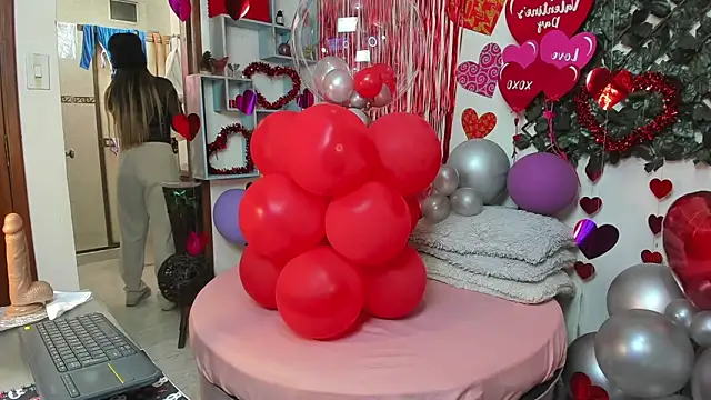 DestinyHills online show from 28, 2, 2026