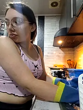 Snapshot of linda-schmidt chatting on 28, 9, 2025 linda-schmidt online show from 28, 9, 2025