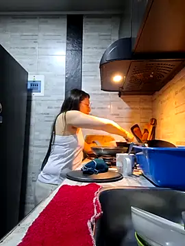 Snapshot of linda-schmidt chatting on 7, 11, 2025 linda-schmidt online show from 7, 11, 2025