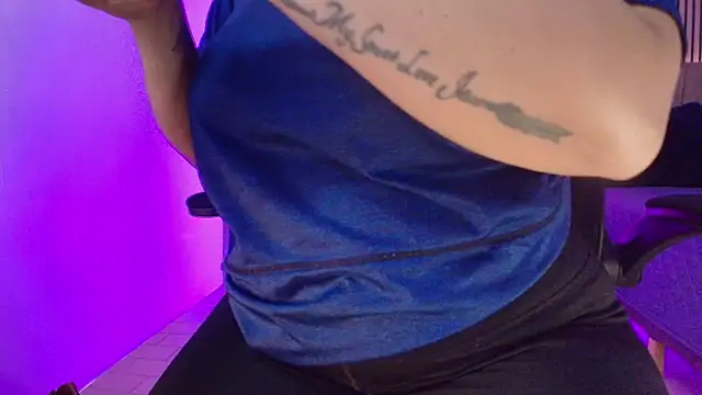 JuliRamirez online show from 15, 4, 2026