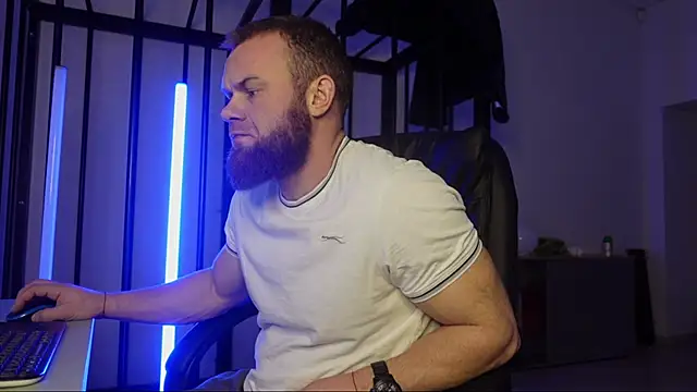 Snapshot of Tommy_Burnz chatting on 21, 1, 2025 Tommy Burnz online show from 21, 1, 2025