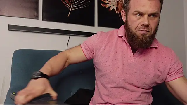 Snapshot of Tommy_Burnz chatting on 9, 3, 2025 Tommy Burnz online show from 9, 3, 2025