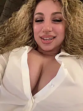 Snapshot of miamellycious chatting on 12, 2, 2025 miamellycious online show from 12, 2, 2025