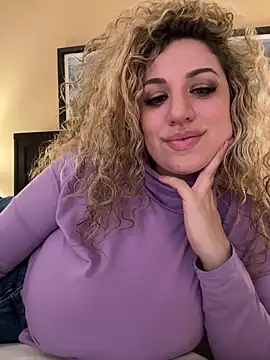 Snapshot of miamellycious chatting on 18, 2, 2025 miamellycious online show from 18, 2, 2025