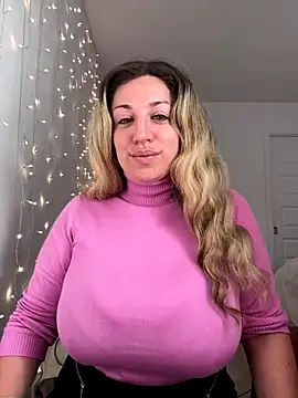 Snapshot of miamellycious chatting on 27, 9, 2025 miamellycious online show from 27, 9, 2025