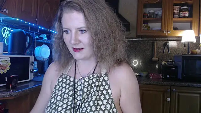 Snapshot of LizaCakes chatting on 21, 1, 2025 LizaCakes online show from 21, 1, 2025