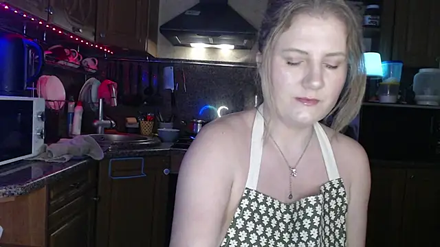 Snapshot of LizaCakes chatting on 27, 1, 2025 LizaCakes online show from 27, 1, 2025