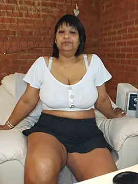 Lilybanx online show from 10, 4, 2026