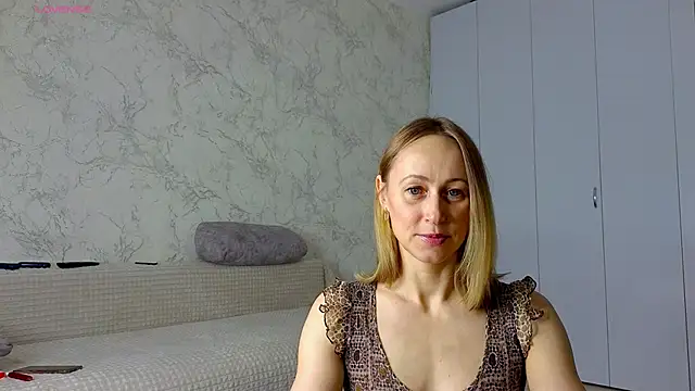 sweeetgirls2021 online show from 27, 3, 2026