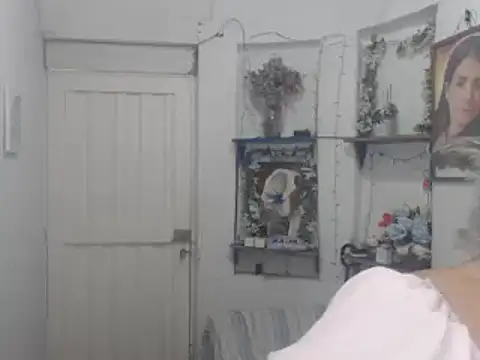 Snapshot of FunnyGrandma chatting on 14, 9, 2025 FunnyGrandma online show from 14, 9, 2025