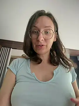 The Snowwhitee online show from 18, 6, 2026