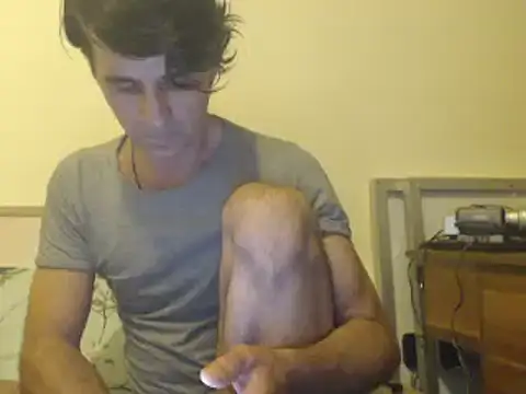 yvesstorm1 online show from 19, 1, 2025