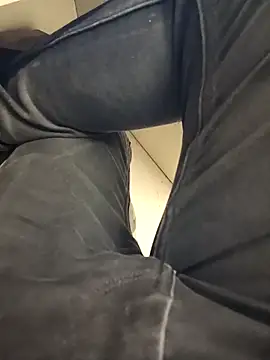 Snapshot of coolrocky346 chatting on 12, 2, 2025 coolrocky346 online show from 12, 2, 2025