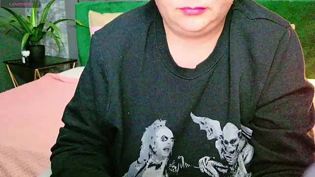 AleshaArabian online show from 10, 2, 2025