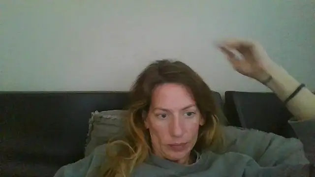 Rhodesxox online show from 5, 11, 2025